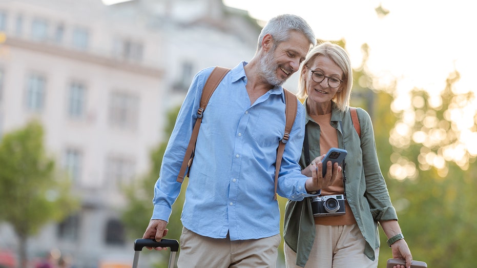 Little-known 'secondhand travel' trick helps tourists score luxury vacations for less Melbourne School