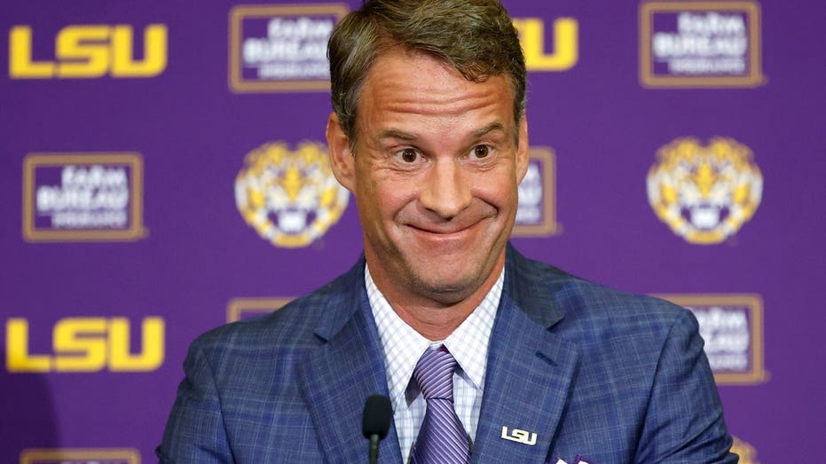 Tim Brando joins Dan Dakich, EVISCERATES Lane Kiffin for his racially charged Vanity Fair comments Melbourne School